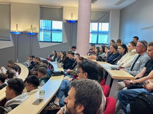 e2.jpg